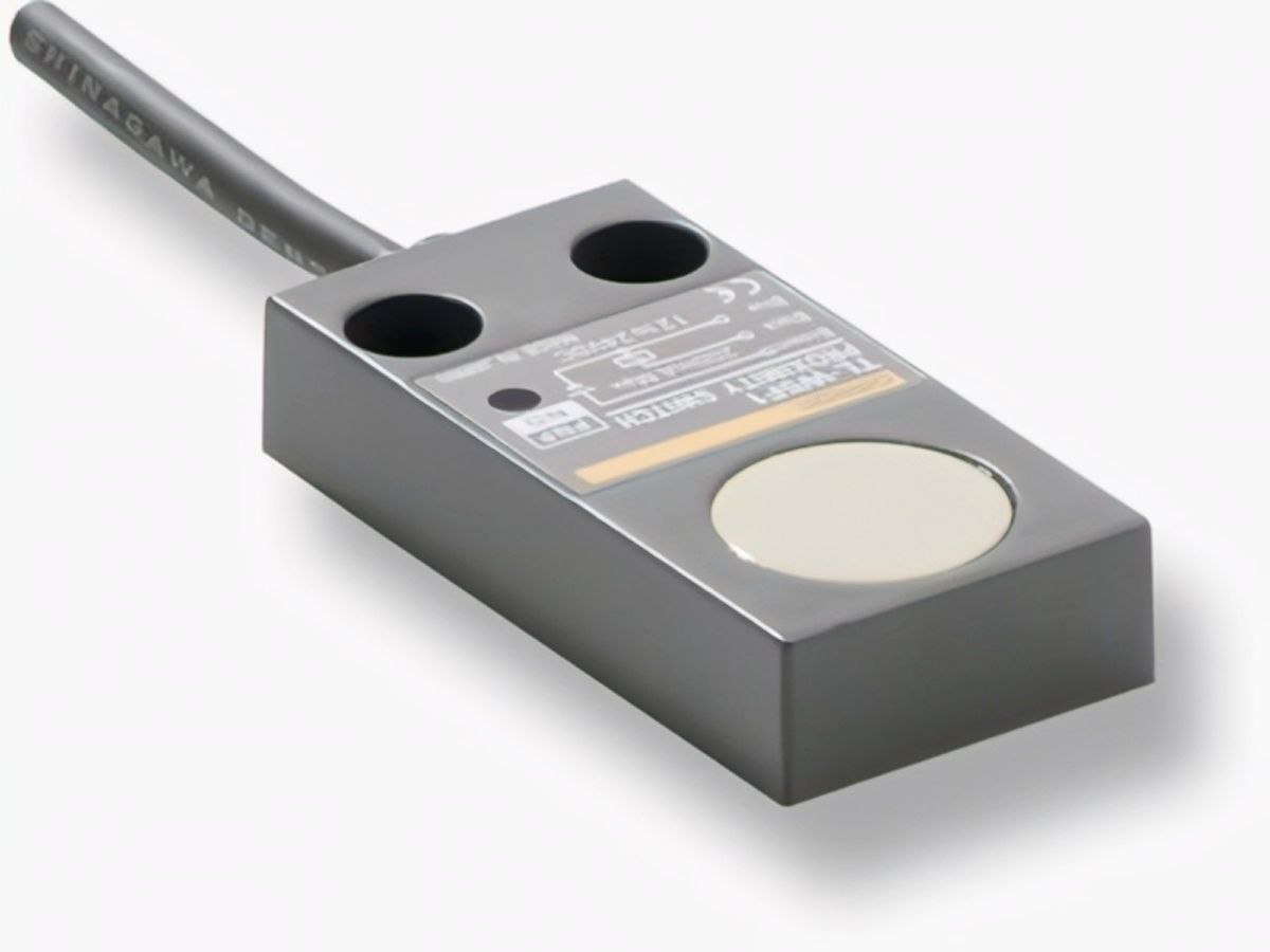 OMRON TL-W Standard Flat Proximity Sensor