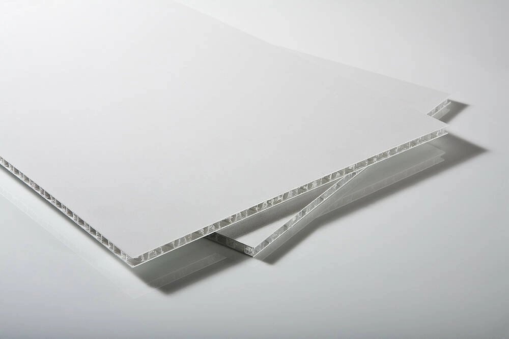Bubble Board with Knob Structure, White AKYPRINT