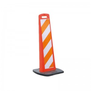 PLASTIC REFLECTIVE VERTICAL PANEL DELINEATOR